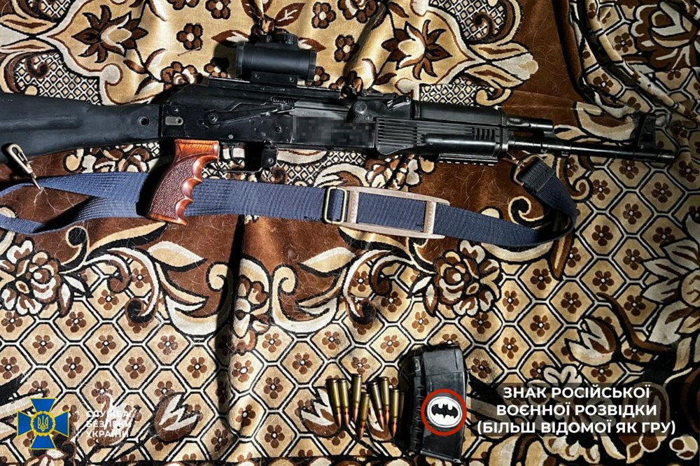 На Дніпропетровщині і Київщині виявили одну з найбільших партій «трофейної» зброї за час війни (фото) На Дніпропетровщині і Київщині виявили одну з найбільших партій «трофейної» зброї за час війни (фото)