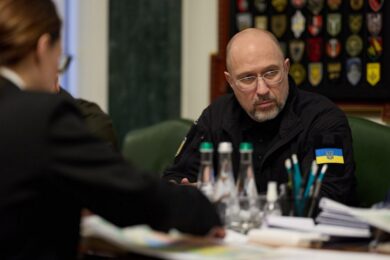 «Змінюються правила пересування громадян на вулиці в комендантську годину»: Шмигаль про кроки в рамках надзвичайної ситуації