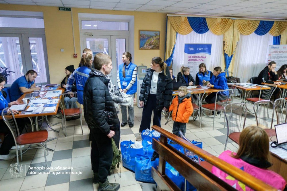 Евакуація на Запоріжжі: яку допомогу можна отримати у транзитному центрі