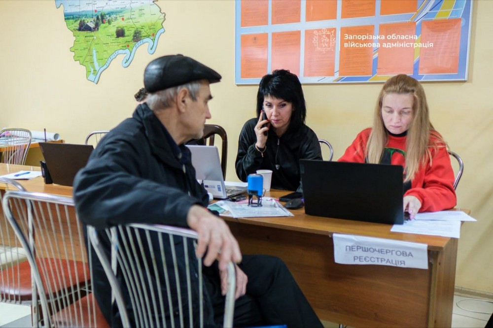 Евакуація на Запоріжжі: яку допомогу можна отримати у транзитному центрі