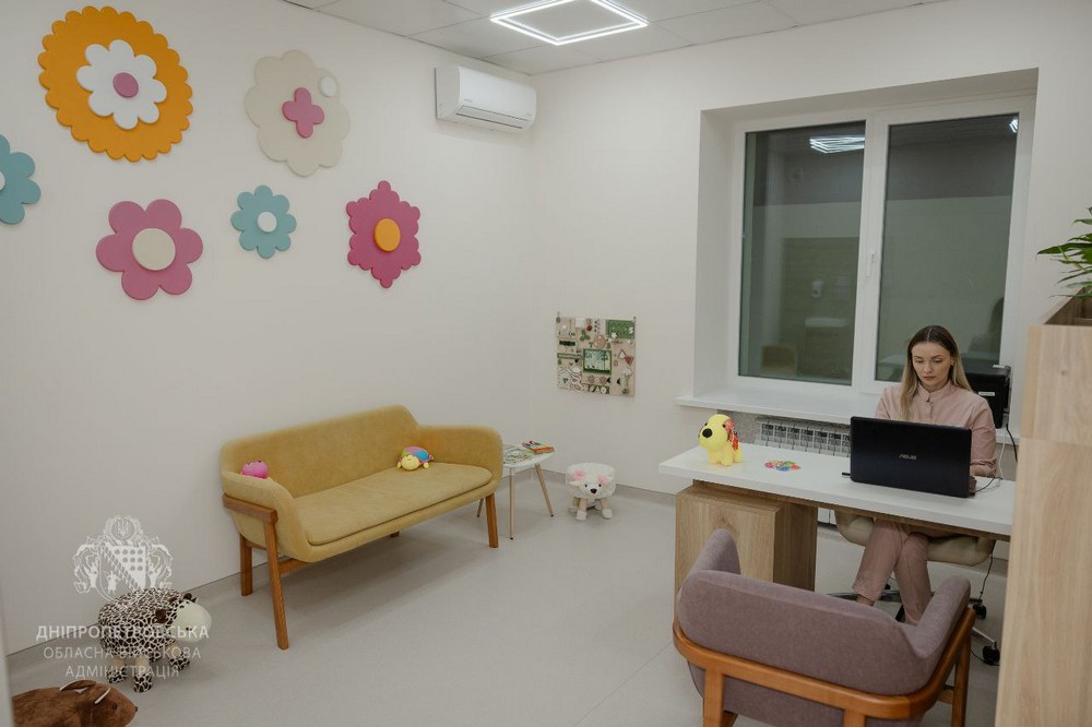 Також пропонуємо підписатися на Телеграм-канал ДеДопомога, аби дізнаватися про різні види допомоги українцям.