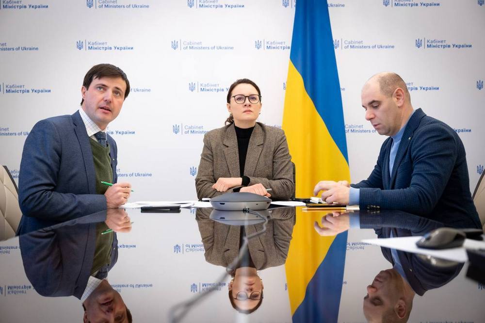 Дефіцит продуктів під час блекаутів: що робиться Урядом, аби його не допустити - розповіла Свириденко