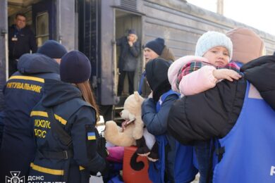 Триває евакуація з Дніпропетровщини: ще