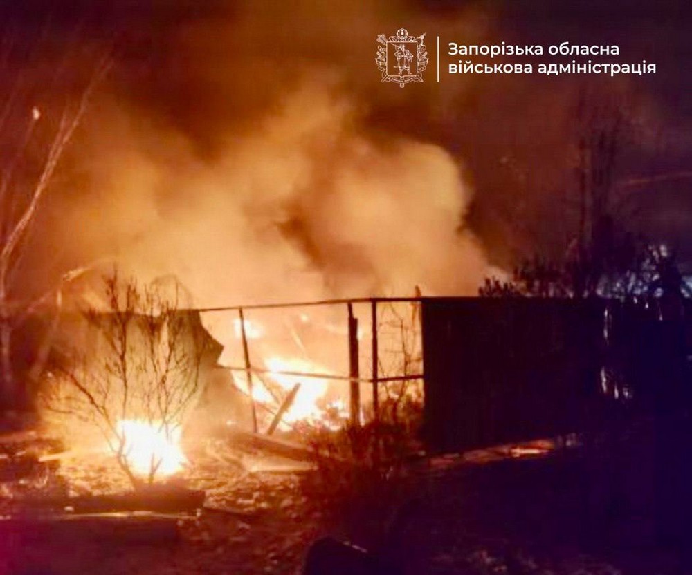 Троє вбитих і 16 поранених – ворог атакував Запоріжжя (фото) Троє вбитих і 16 поранених – ворог атакував Запоріжжя (фото)