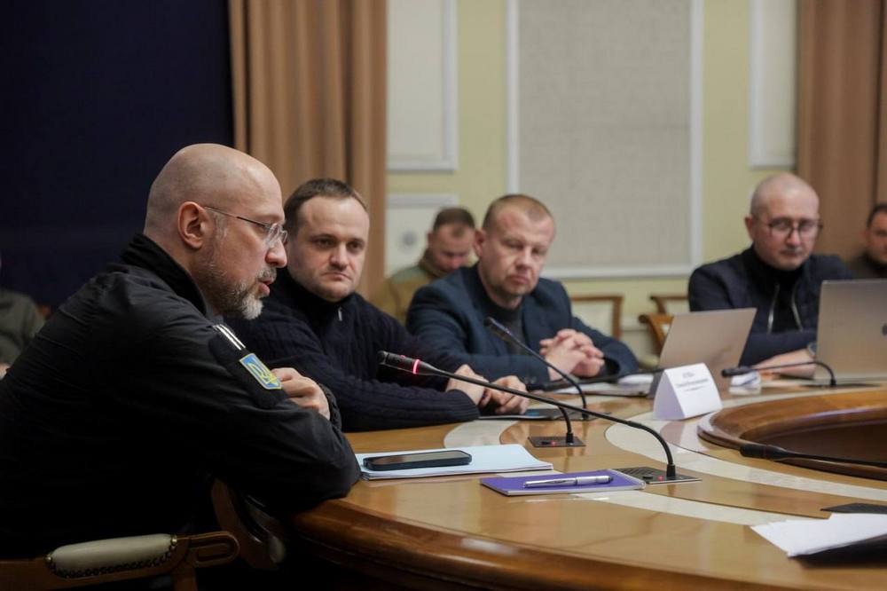 Енергетики відновили електропостачання в усіх областях — якими будуть графіки відключень завтра 1 Енергетики відновили електропостачання в усіх областях — Шмигаль