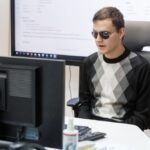 Допомагають знайти роботу людям з інвалідністю на Дніпропетровщині: працює Кар’єрний центр – які вакансії пропонують