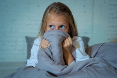 Cексуальне насильство над онукою: прокуратура наполягатиме на довічному позбавленні волі для підозрюваного