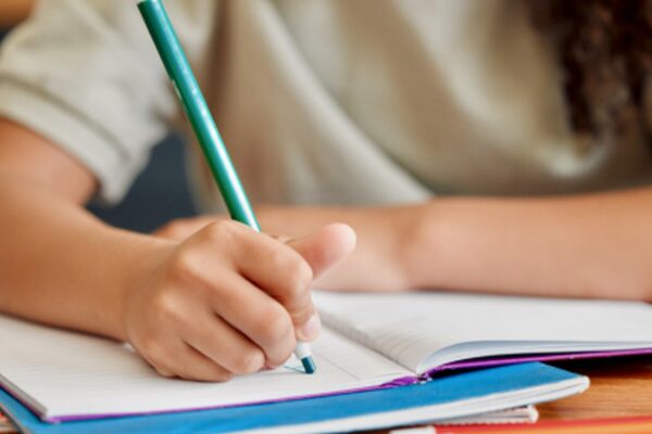 У Дніпрі стартує набір на безкоштовну освітню програму для підлітків