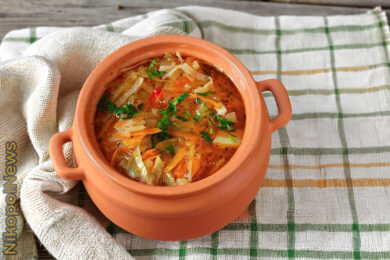 Рецепт дня: «Традиційний капусняк із пшоном»