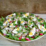 Рецепт дня: «Овочевий салат з копченою скумбрією»