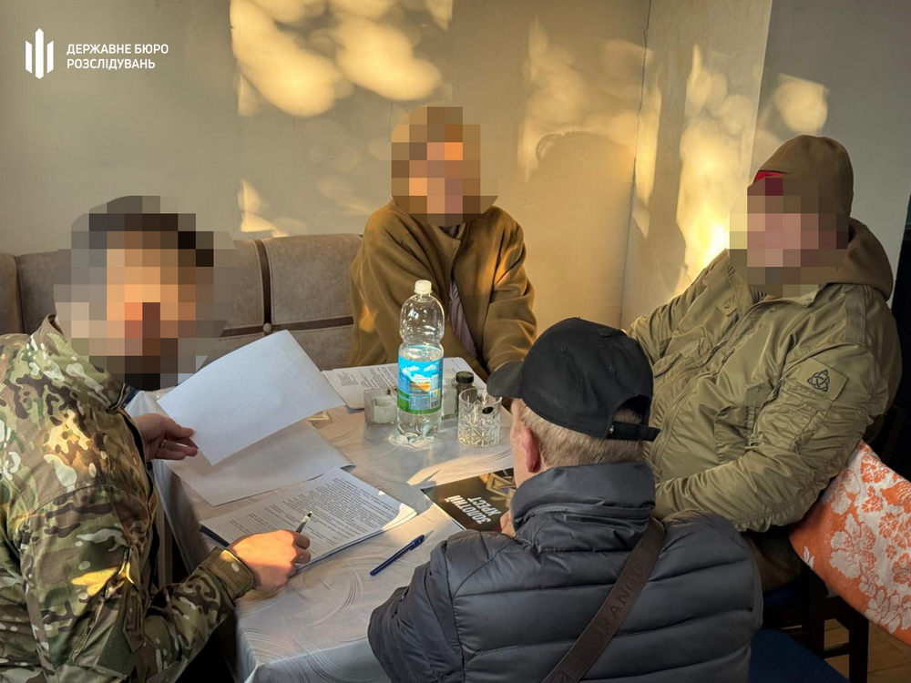 za materialami dbr suditimut oficera yakij katuvav pidleglih soldativ 1