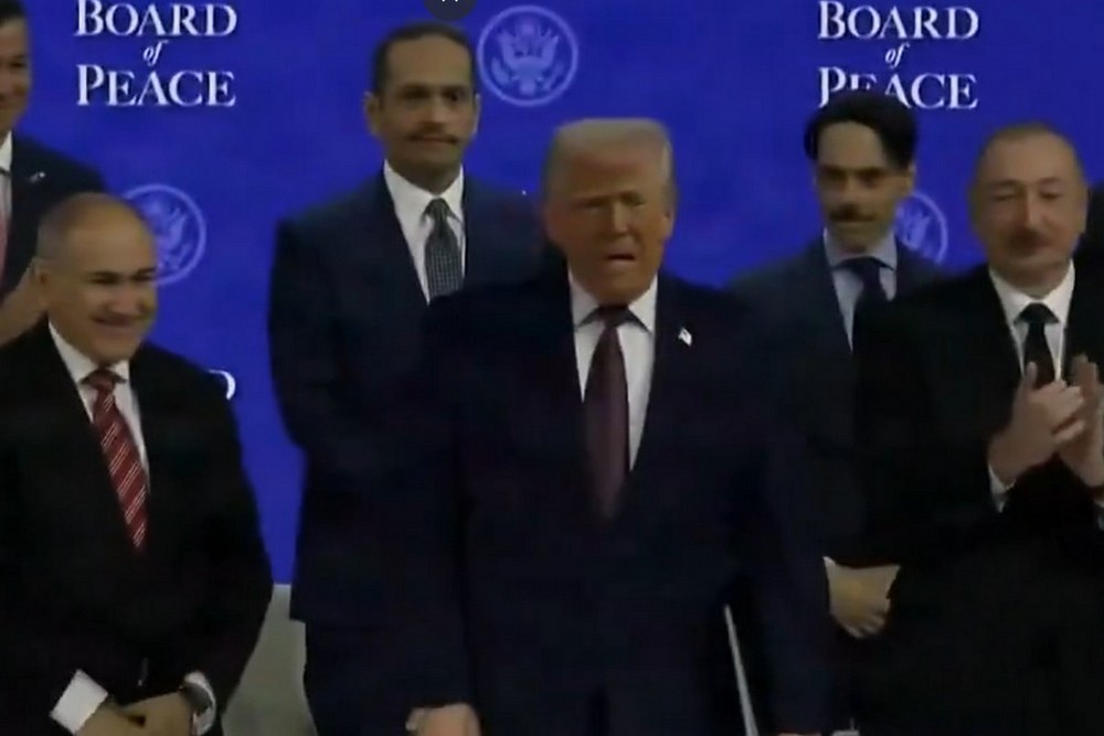 Дональд Трамп став главою Ради миру