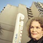 В квартирі +8: Ліна Костенко мерзне разом із сусідами у багатоповерхівці Києва (відео)