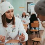 Допомога ВПО з Краматорська у Києві і на Дніпропетровщині – куди звертатися і що можна отримати