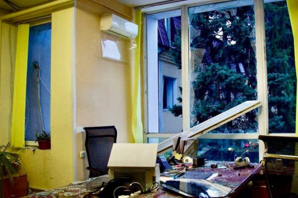 Масована нічна повітряна атака 17 лютого: є жертви, серед поранених діти, удари по енергетиці, тисячі людей без світла і води – все, що відомо (фото, відео)