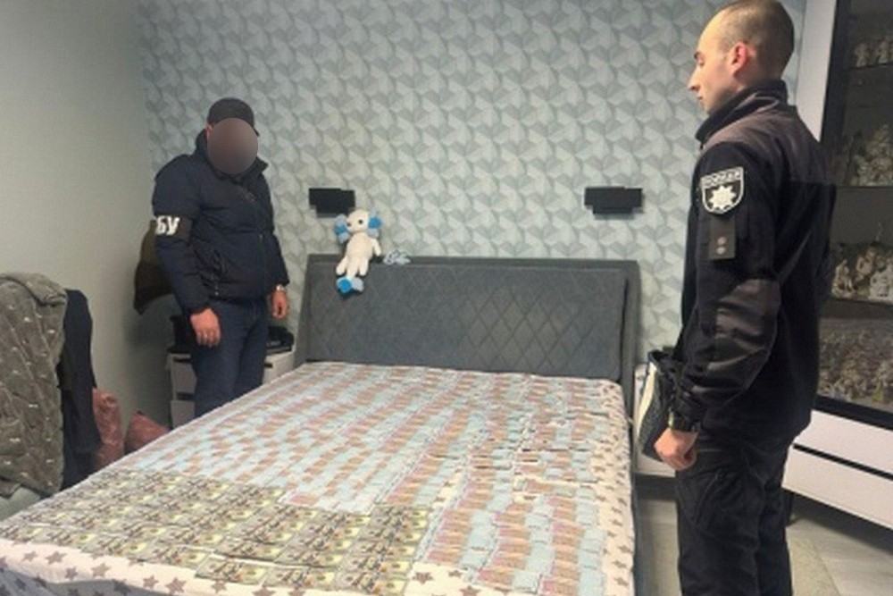 На Дніпропетровщині депутат-ритуальник продавав місця на кладовищі разом зі спільниками (фото)