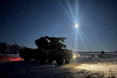 Обстановка на фронті 7 лютого: ворог просунувся поблизу двох населених пунктів на Донеччині, втратив 730 солдатів за добу