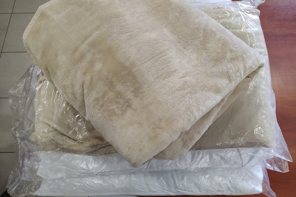 Гуманітарна допомога на Нікопольщині: сьогодні роздадуть подушки і пледи в одній із громад