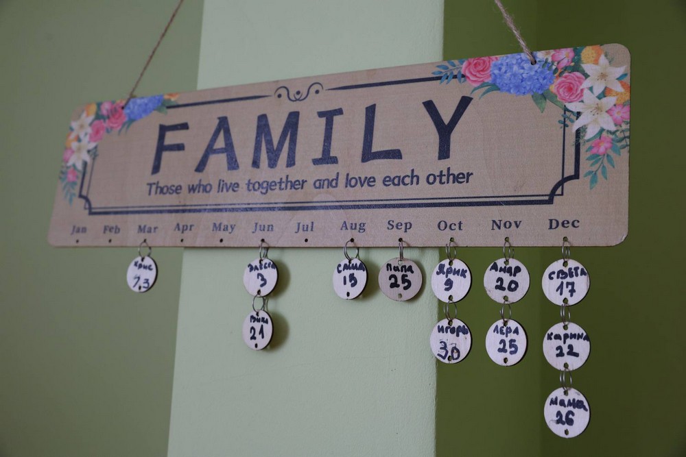 Мріяли повернутися в Україну: для багатодітної сім’ї з Маріуполя придбали будинок на Львівщині