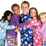 Допомога на Рівненщині від ГО «ВПО Україна» - відкрито реєстрацію на дитячі піжами та одяг для домашніх улюбленців