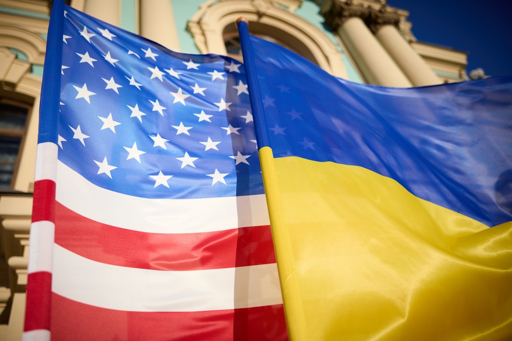 США підтримують Україну обома партіями, але по Новоросійську просять не бити – що відомо 1 В США підтримують Україну обома партіями, але по Новоросійську просять не бити – шо відомо