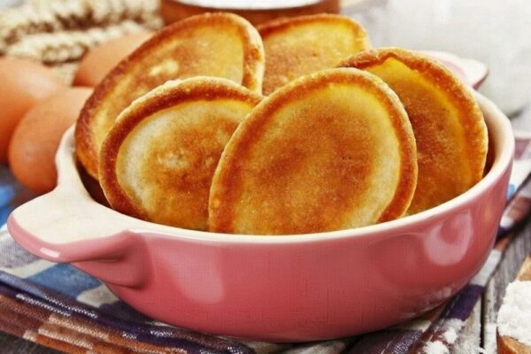 Рецепт дня: «Оладки з яблуками»