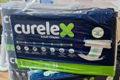 Гуманітарна допомога від Червоного Хреста у Запоріжжі – можна отримати памперси для дорослих