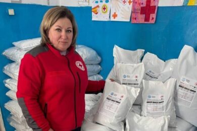 Гуманітарна допомога для ВПО на Хмельниччині у вигляді корму для домашніх тварин – як отримати