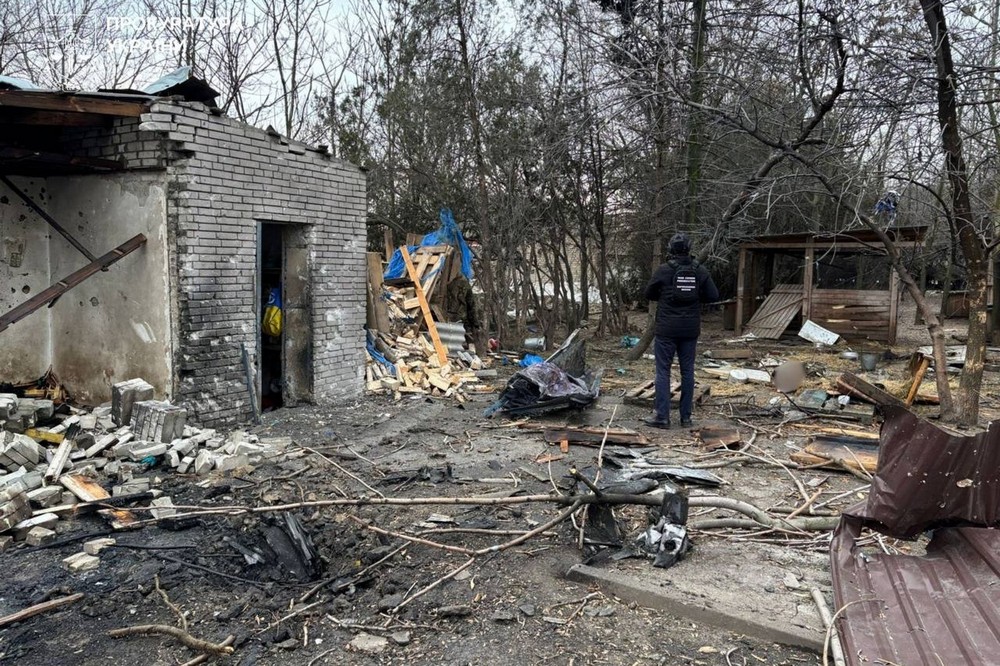 Загинули люди і тварини: окупанти атакували притулок у Запоріжжі і будинок у Вільнянську (фото)