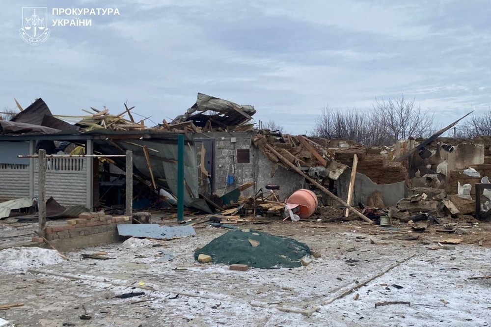 Загинули люди і тварини: окупанти атакували притулок у Запоріжжі і будинок у Вільнянську (фото)