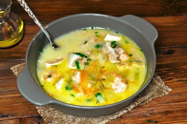 Рецепт дня: «Лохікейто — фінський вершковий суп із лососем»