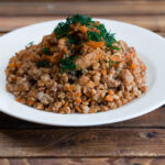 Рецепт дня: «Гречка по-купецьки з фаршем»