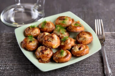 Рецепт дня: «Фаршировані бублики» – приготування в духовці і на сковорідці