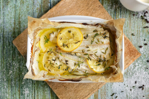 Рецепт дня: «Минтай із цвітною капустою та соусом бешамель»