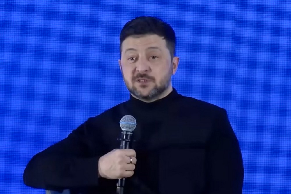 Українські дрони – в ЄС, а українські біженці – додому: нові заяви Зеленського 8 лютого (відео) 1 Українські дрони – в ЄС, а українські біженці – додому: нові заяви Зеленського 8 лютого