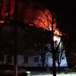 Багато поранених, серед них дитина: окупанти вдарили по триповерхівці у Шахтарському на Дніпропетровщині