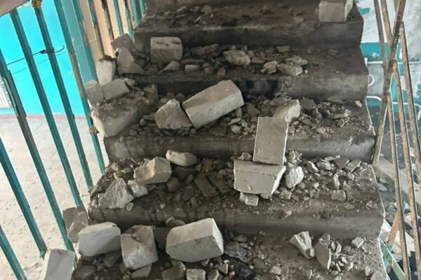 Влучання у гуртожиток з ВПО, загиблий і поранені: нічна повітряна атака 1 березня - все, що відомо (фото)