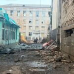 Серед загиблих дитина, є поранені і багато руйнувань: нічна повітряна атака 12 березня – все, що відомо (фото)