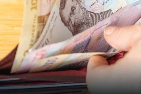 Нова грошова допомога від держави: хто отримає 1500 грн у квітні – перелік категорій