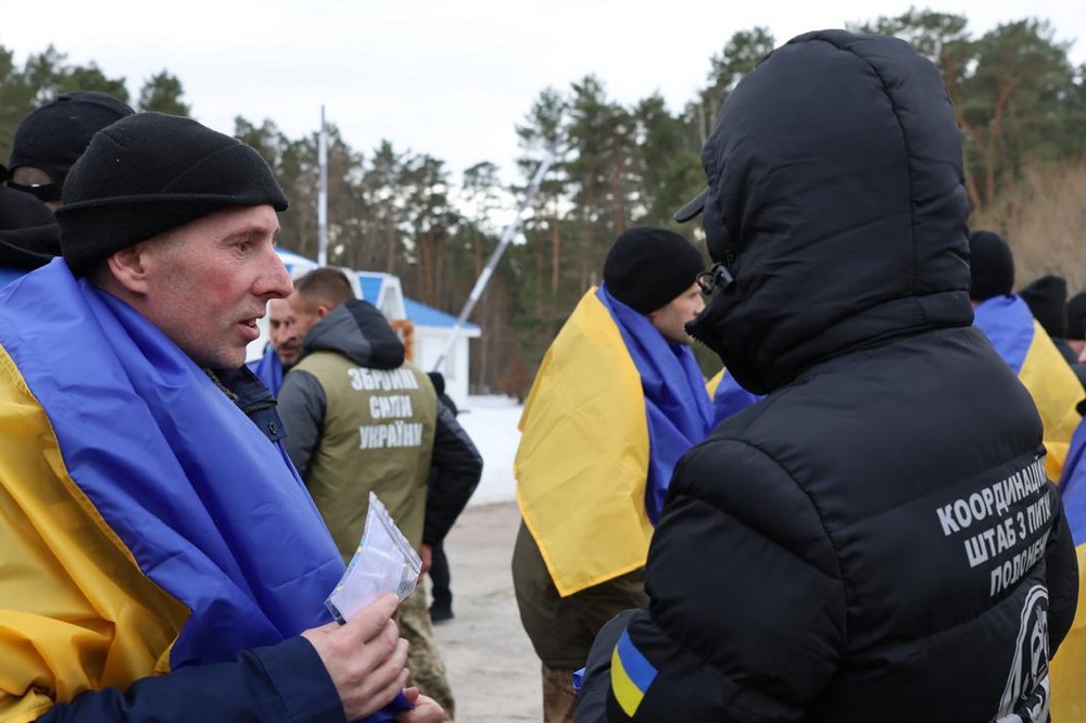 Відбувся обмін військовополоненими: фото