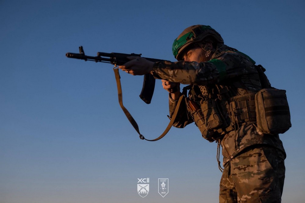 Війна в Україні 26 березня: другий день поспіль у ворога втрати понад 1200 солдатів за добу 1 Війна в Україні 26 березня: другий день поспіль у ворога втрати понад 1200 солдатів за добу
