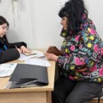 Гуманітарна допомога на Харківщині – видають медичні ваучери, набори гігієни та засоби реабілітації