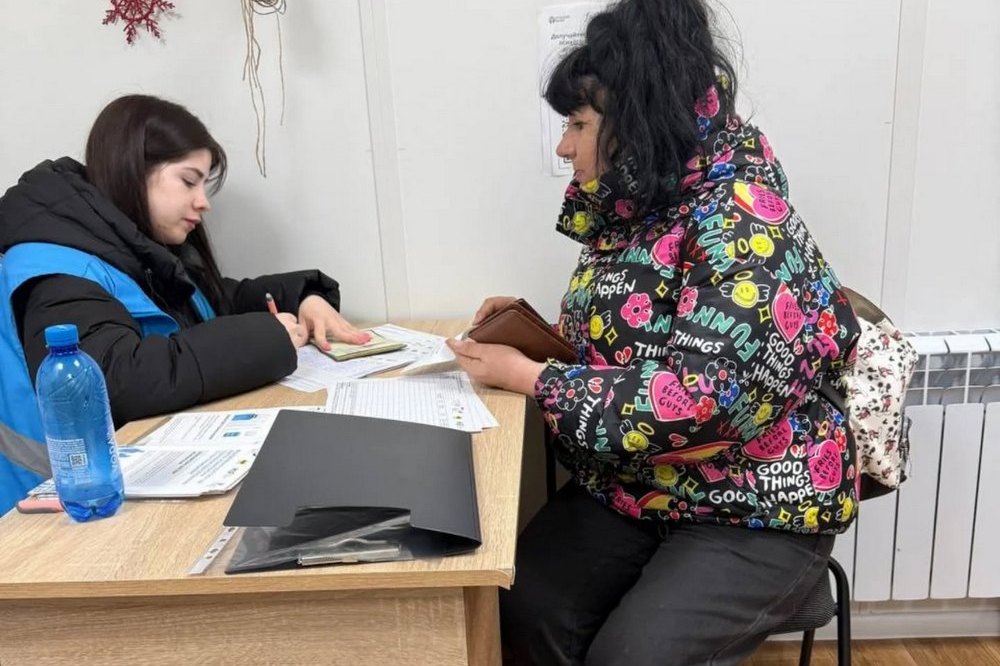 Гуманітарна допомога на Харківщині – видають медичні ваучери, набори гігієни та засоби реабілітації