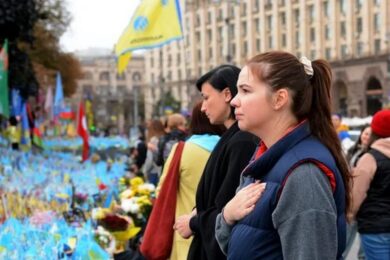 Закон про загальнонаціональну хвилину мовчання підписав Зеленський