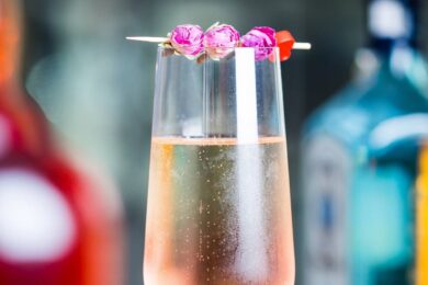 Світ рожевих бульбашок: у чому секрет популярності Rose та як його виготовляють