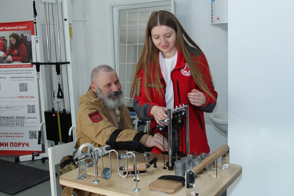 Чотири реабілітаційні простори на Тернопільщині відкриває Червоний Хрест: які послуги і хто може отримати