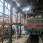 Удари по залізниці, енергетиці і багатоповерхівкам, є постраждалі: нічна повітряна атака 26 березня – все, що відомо (фото)