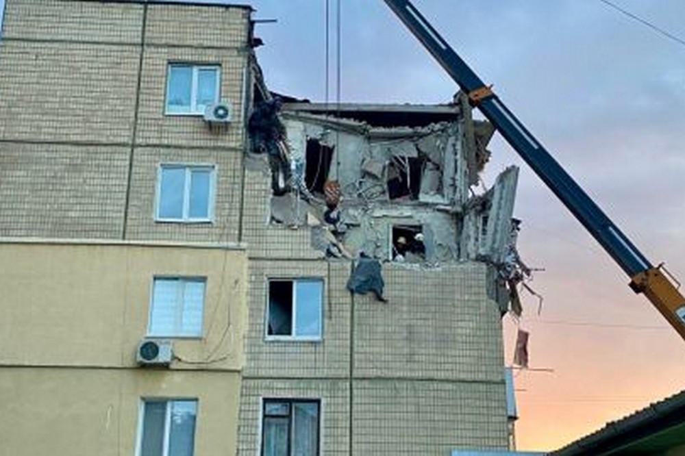 На Дніпропетровщині росіяни постійно обстрілюють Нікополь: що сказав журналістам міністр МВС Ігор Клименко 11 березня – подробиці 1 На Дніпропетровщині росіяни постійно обстрілюють Нікополь