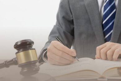 Безкоштовна правнича допомога для ветеранів і ветеранок та їхніх родин – хто і як може отримати