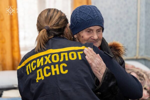 Найважча зима в історії України завершилася: ми встояли і дякуємо всім, хто рятував українців (фото)